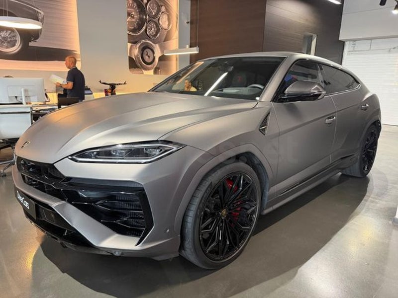 Lamborghini Urus 2026 — photo 4