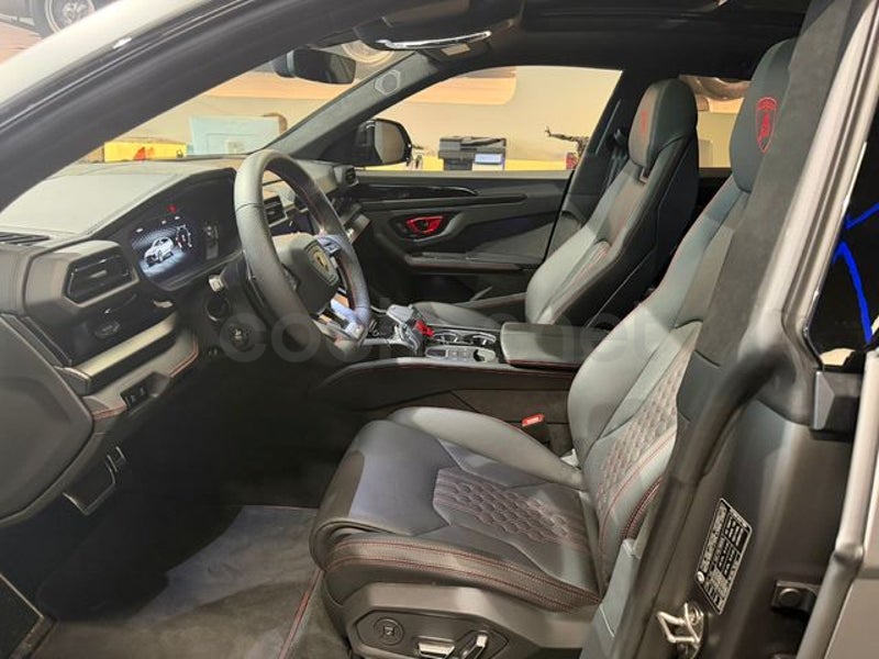 Lamborghini Urus 2026 — photo 7