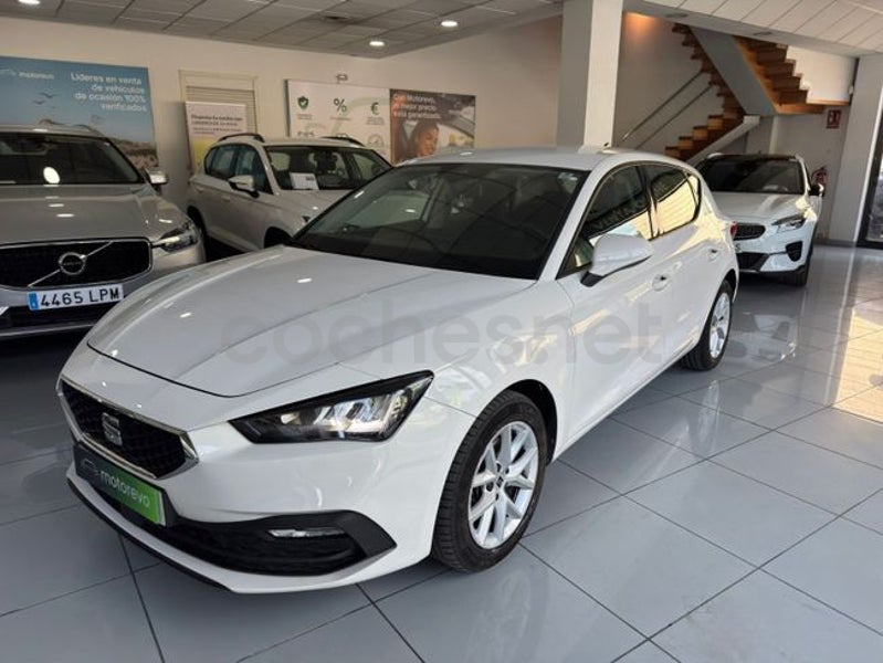 Seat León 2022 — photo 2