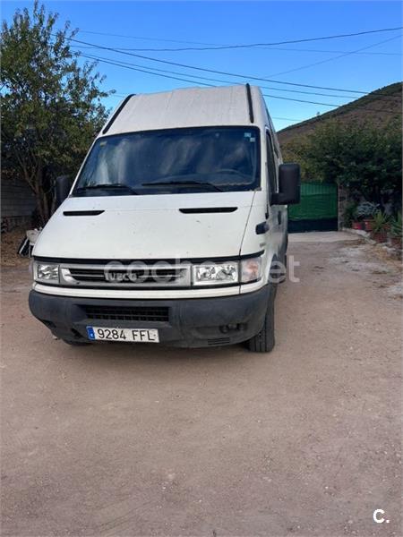 Iveco Daily 2002 — photo 2