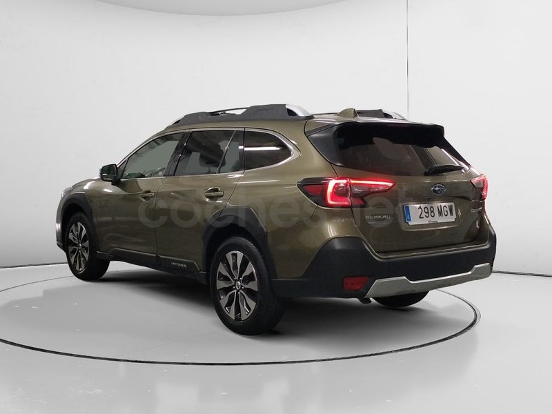 Subaru Outback 2023 — photo 4