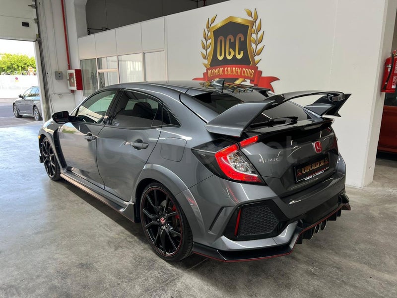 Honda Civic 2019 — photo 7