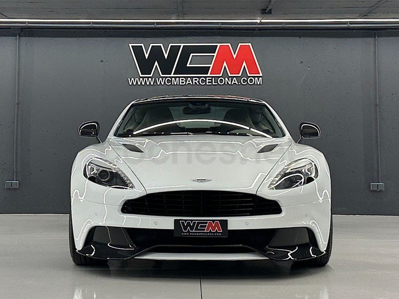 Aston Martin Vanquish 2013 — photo 2