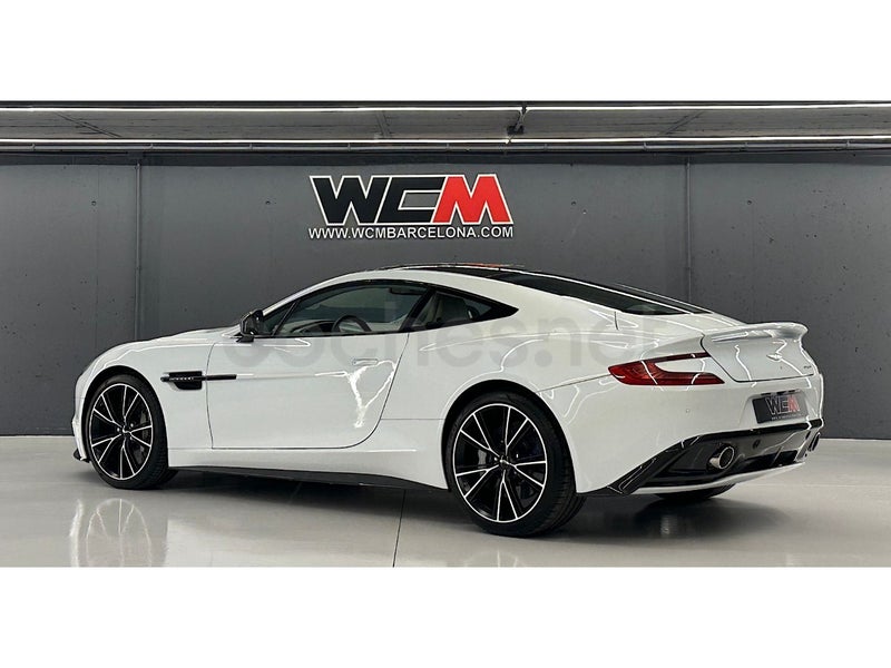 Aston Martin Vanquish 2013 — photo 7