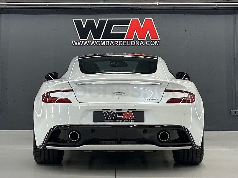 Aston Martin Vanquish 2013 — photo 8