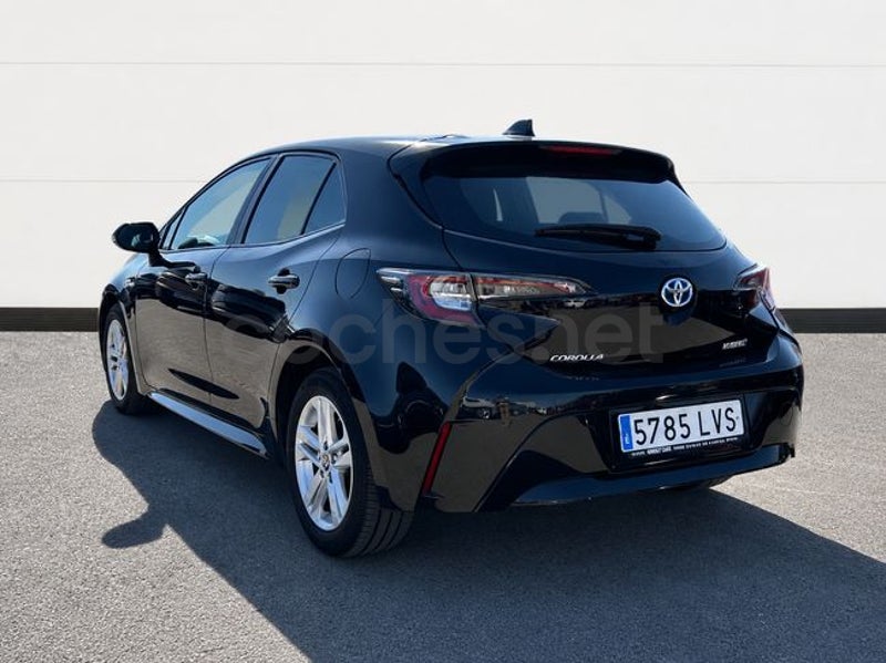 Toyota Corolla 2021 — photo 2
