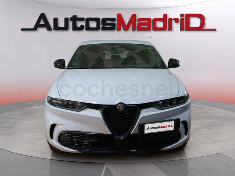 Alfa Romeo Tonale 2022 — photo 2