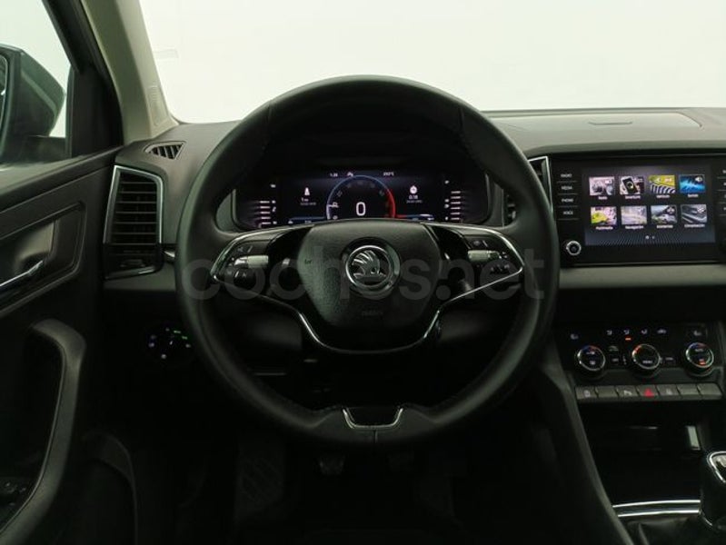 Skoda Karoq 2023 — photo 8