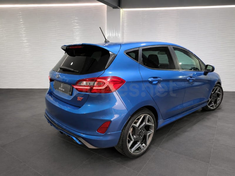 Ford Fiesta 2018 — photo 8
