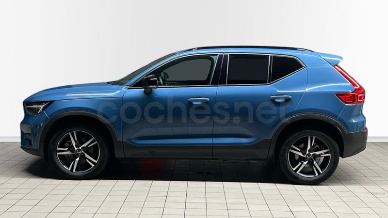 Volvo Xc40 2025 — photo 5