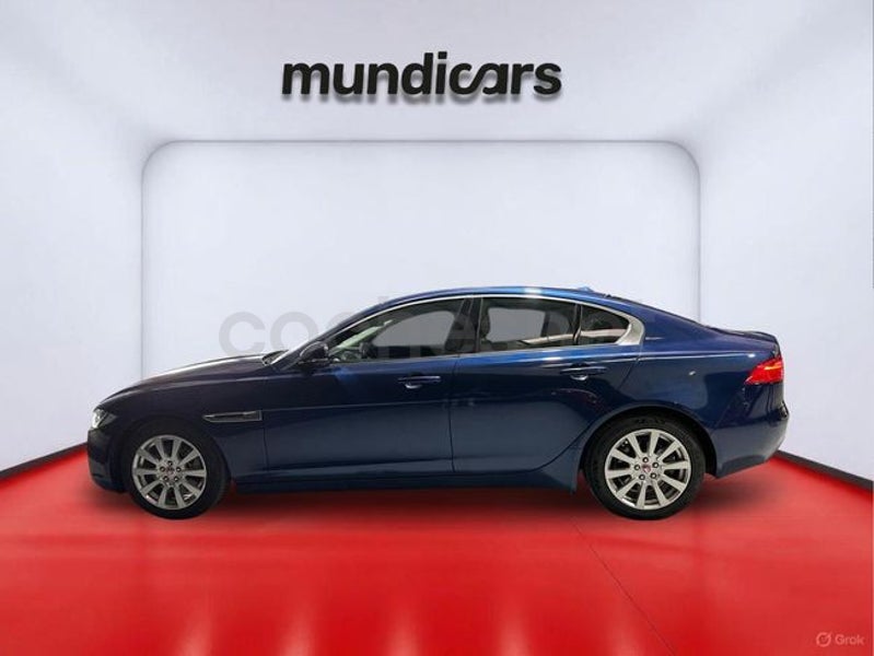 Jaguar Xe 2015 — photo 6