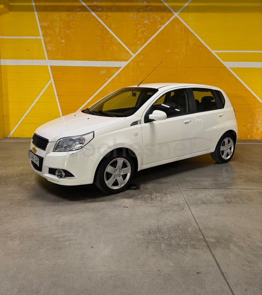 Chevrolet Aveo 2009 — photo 2