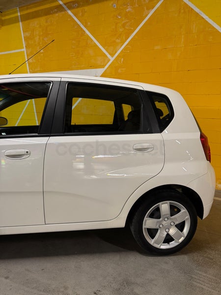 Chevrolet Aveo 2009 — photo 8