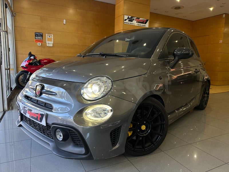Abarth 500c 2017 — photo 2